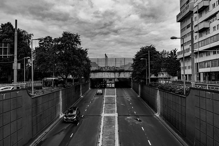 Road, bilar, Rotterdam, Nederländerna