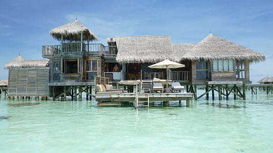 lankanfushi, gili, maldives, wedding, honeymoon, vacations, tropical Climate