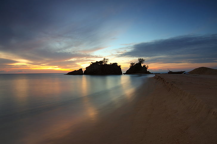 beach, dawn, dusk, landscape, ocean, outdoors, sand