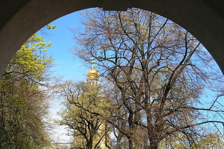 arch, circular, entrance, opening, trees, cupola, gold