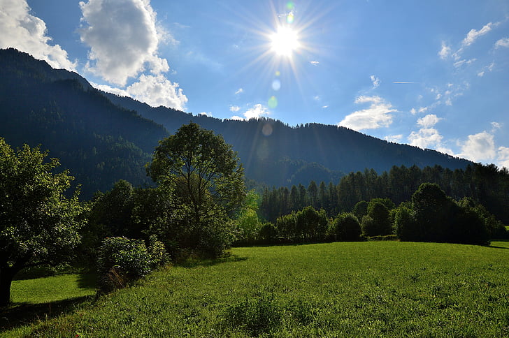 Sautens, ALM, Tyrol, Avusturya, Köyü, dağlar, doğa