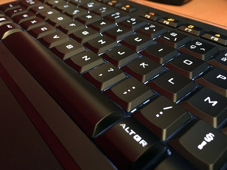 klávesnica, kľúče, počítač, podsvietený