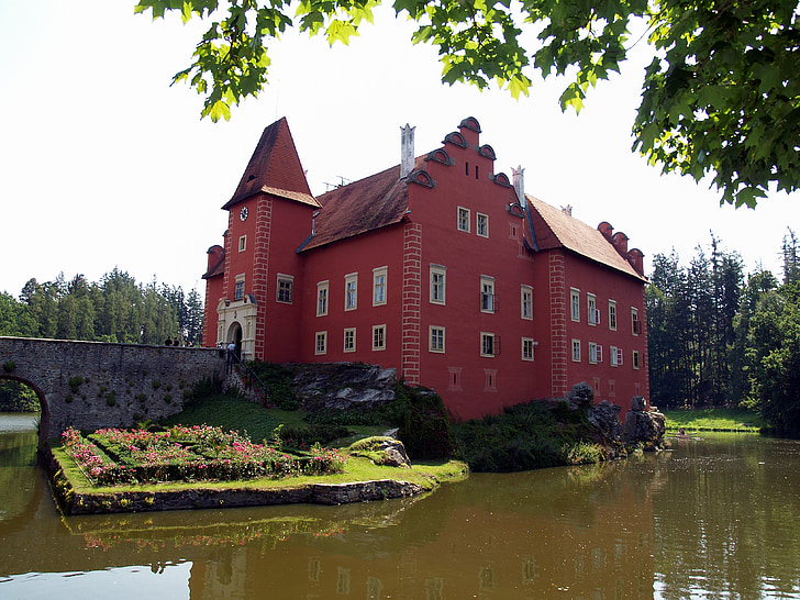castle, červená lhota, monument, lake, czech republic, history