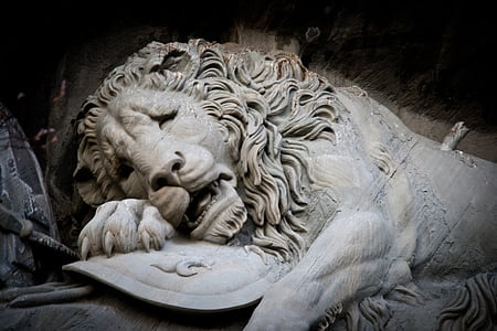 üzüntü aslan, Lucerne, İsviçre, heykel