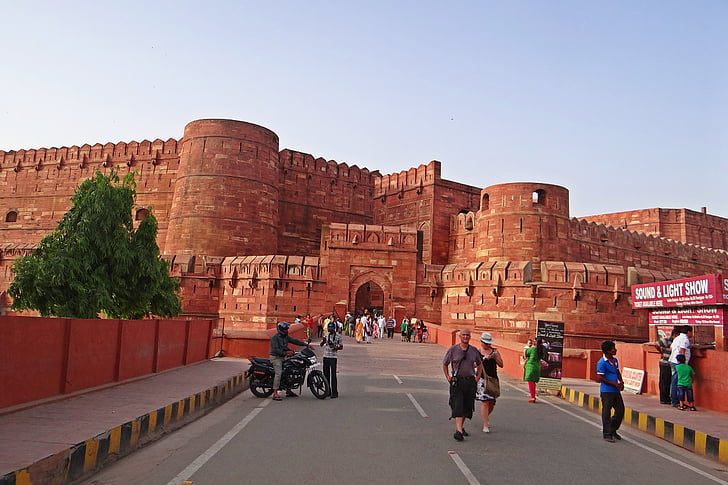 forte de Agra, Património Mundial da UNESCO, entrada principal, histórico, arquitetura, Moghuls, arenito rosa