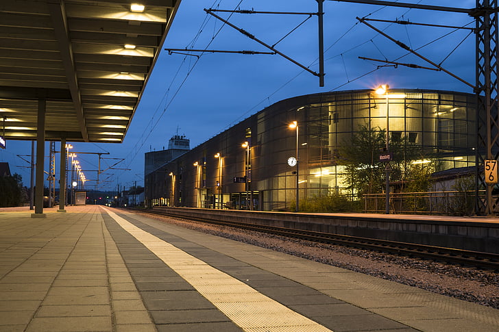 Railway station, morgen, ur, ur ansigt, gleise, platform, syntes