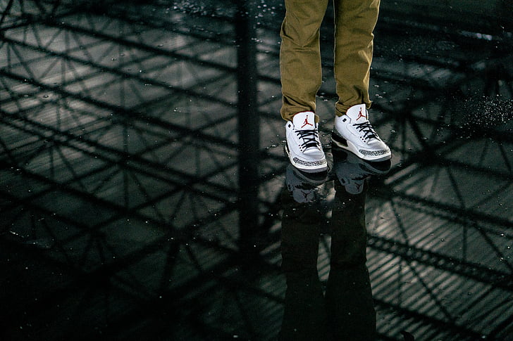 calçado, Jordan 3, Jordans, pernas, macho, homem, reflexão