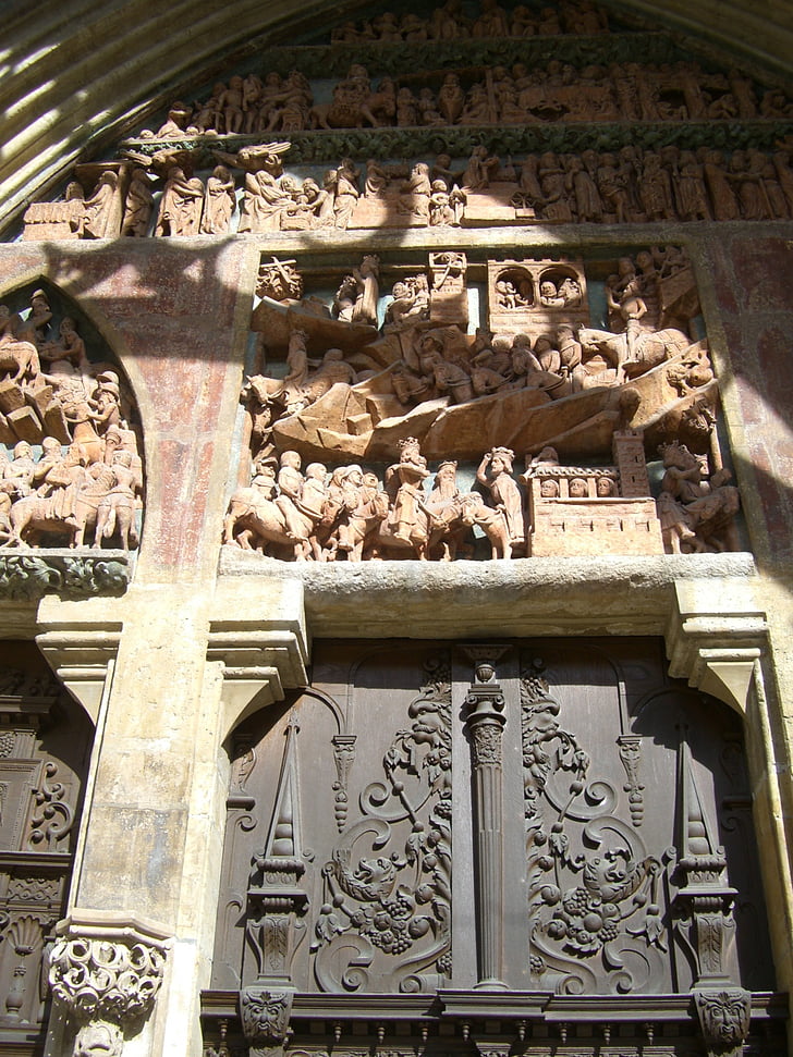 portal de sud-vest, tympanon, arcadă, Friză, relief, usa, scopul