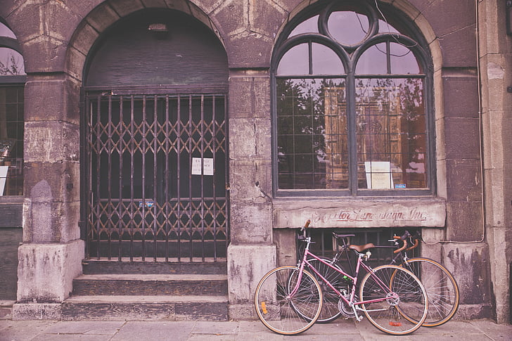 bike, bicycle, city, streets, urban, gate, windows