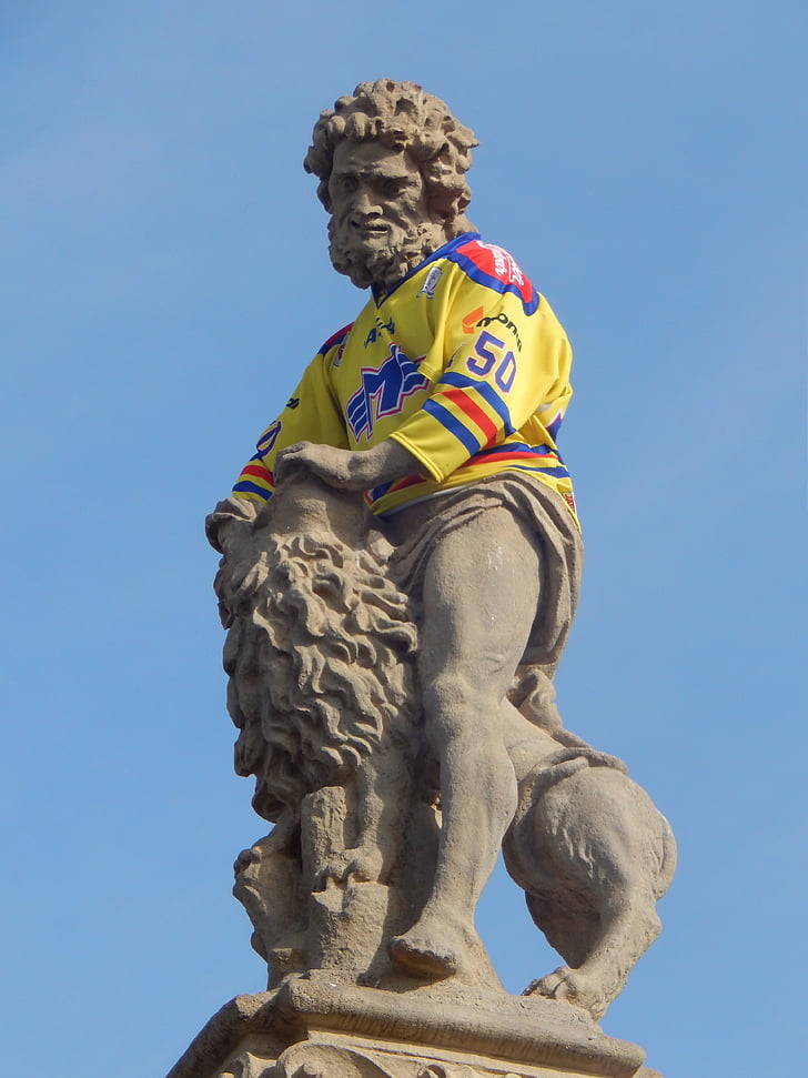 Ceco, Budějovice, Fontana, Monumento