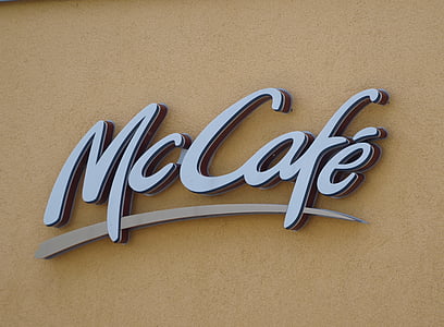 McCafe, McDonalds, reklama, neoninis ženklas, reklama prisijungti, raidės, McDonald