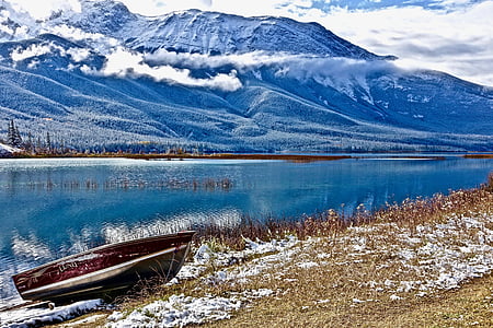 Lago, natureza selvagem, barco, reflexão, montanhas, neve, natureza