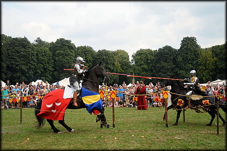 velkolepé rytíř, rytíři, koně, kopí, Rytířský turnaj, středověké, boj