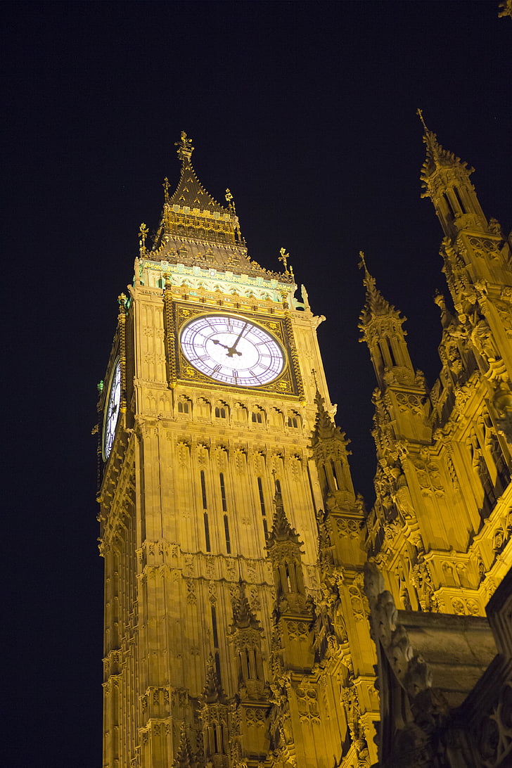 Elizabeth tower, yöllä, kello, valaistu, viktoriaanista arkkitehtuuria, Lontoon Maamerkki, Parlamenttitalo