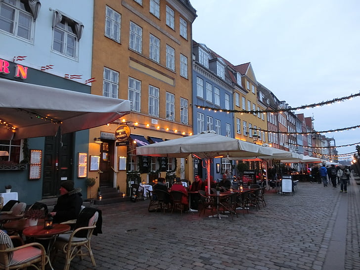 Köpenhamn, Danmark, hamn, Nyhavn, restauranger, strandpromenaden