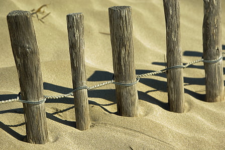 sanddynene, innsatser, sand