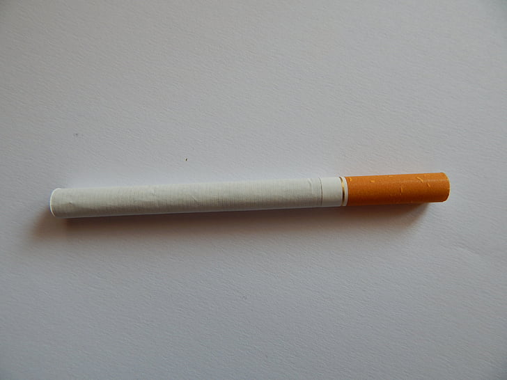 цигара, пура, тютюнопушенето