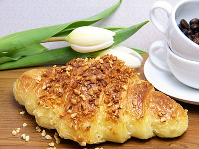 croissant, bake, breakfast, food, puff pastry, frisch, benefit from