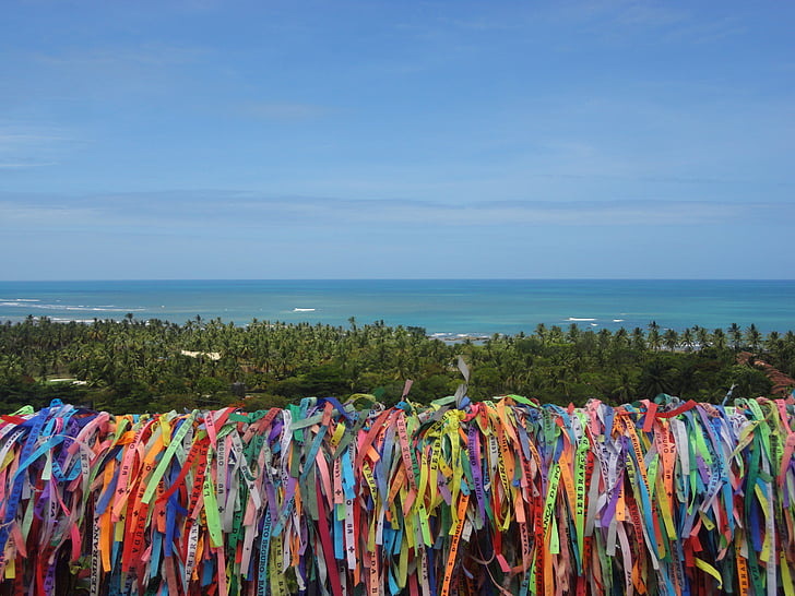 rubans colorés, Tourisme, Brésil, été, camp d'help, jours fériés