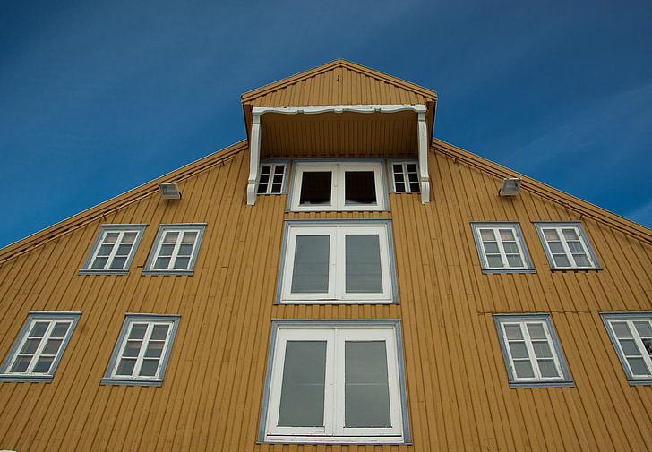 Finlandia, Tromso, drewniany dom, Architektura