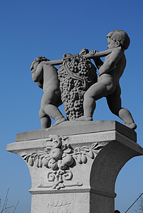 Geenitehnoloogia veini tootmises, vedaja, Statue, skulptuur, Joonis, Monument, kuulus koht