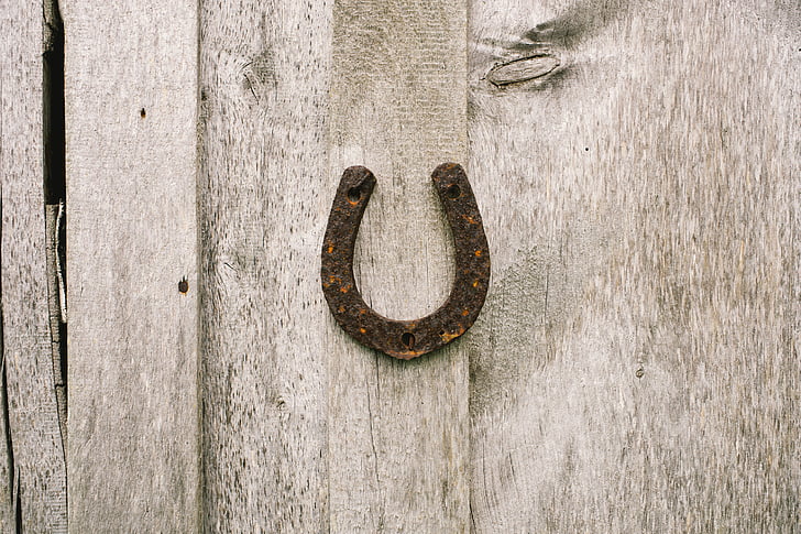 brown, steel, horseshoe, wooden, surface, Old, rusty