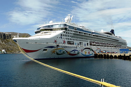 cuisevakantie, Norvegia, Fiordi, acqua, nave da crociera