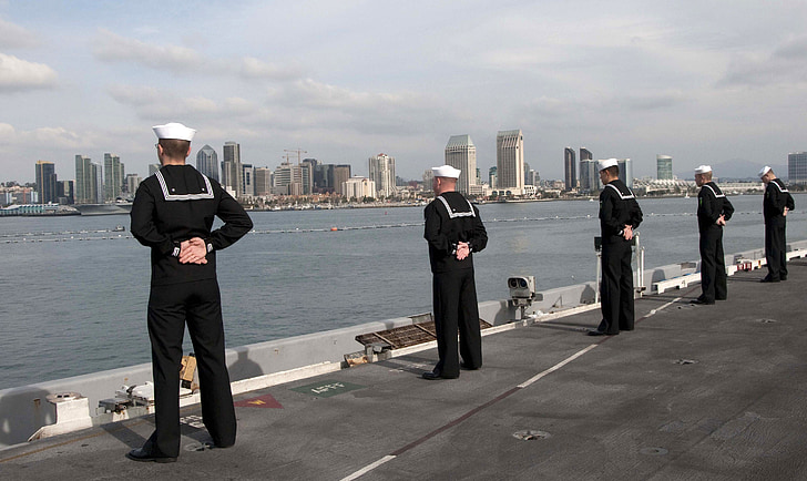 marinheiros, nave, resto do desfile, em pé, Porto, navio de, Marinha