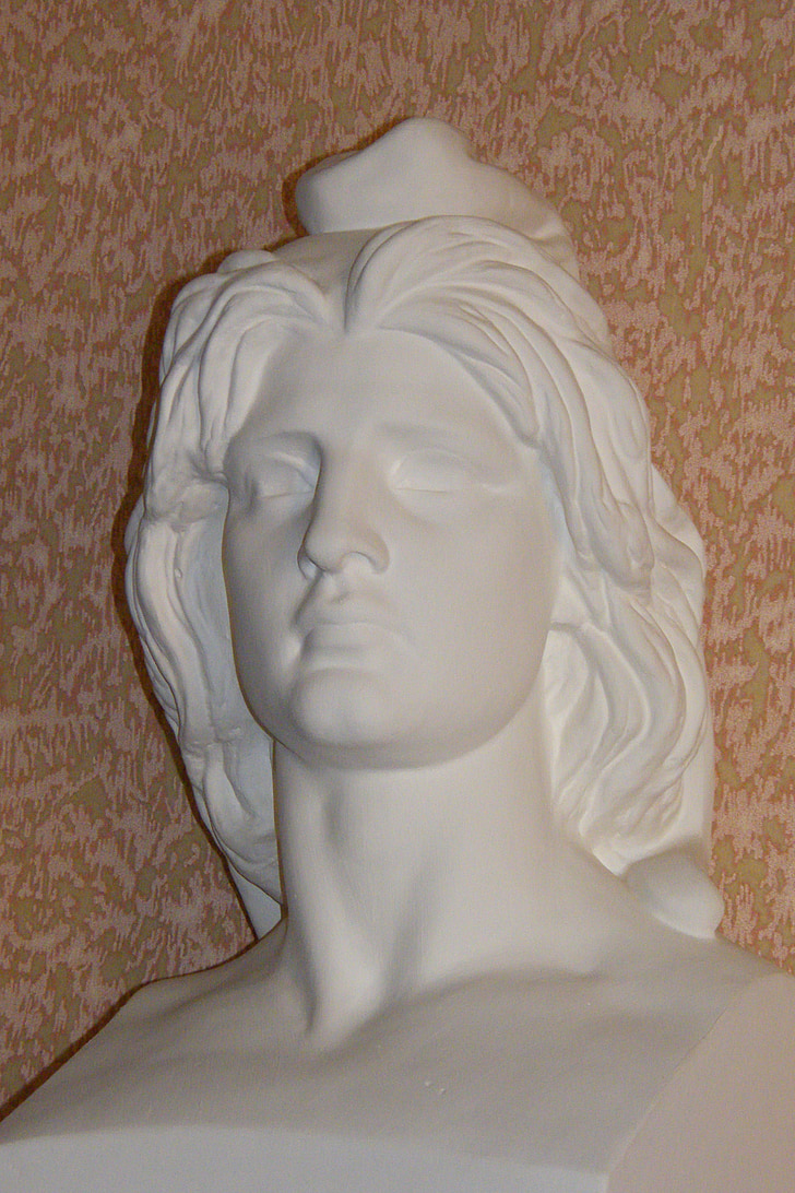 Marianne, άγαλμα, Δημαρχείο