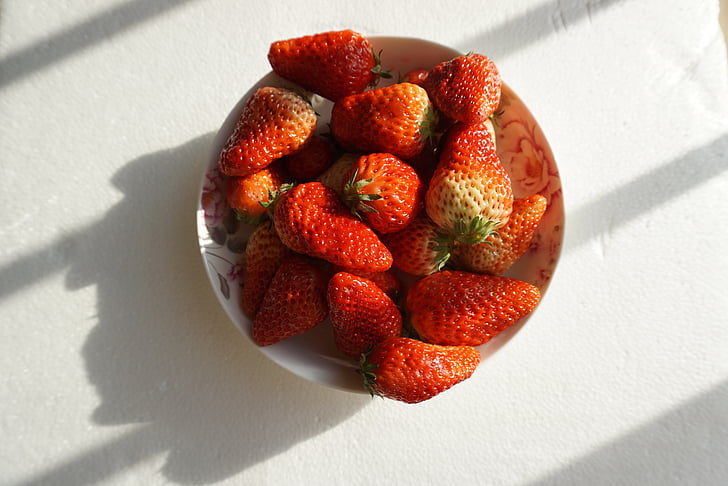 maasikas, valguse ja varju, loomulik valgus