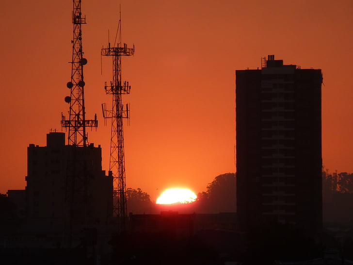 sun, twilight, sunset, sky, clouds, outdoors, tranquil