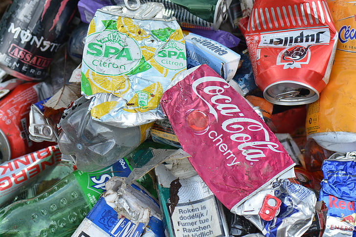 residus, abocaments il legals, escombraries, llaunes, editorial