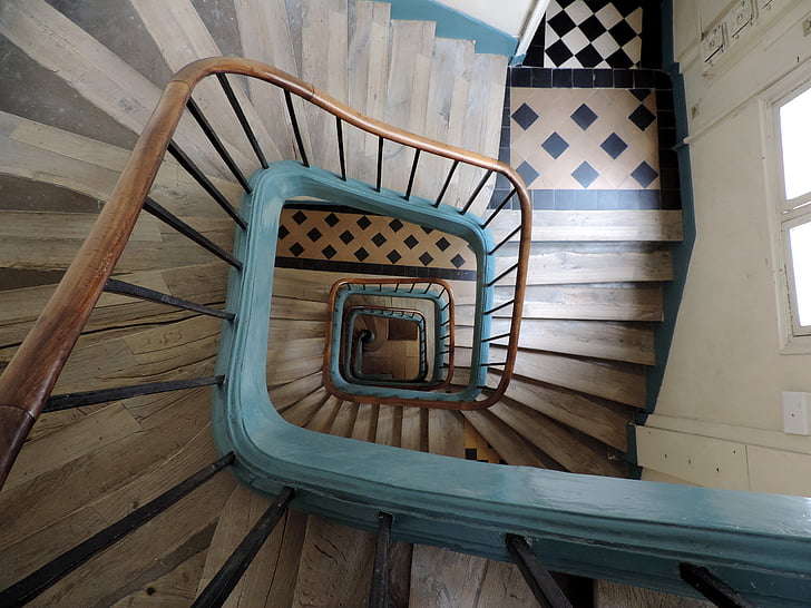 escaliers, cage d’escalier, architecture, escalier, point de vue, géométrie, France