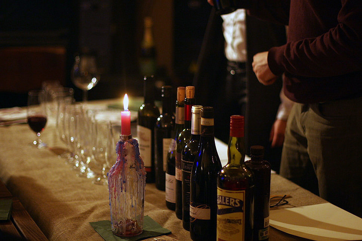 vīns, pudele, svece