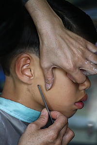salon fryzjerski, Wietnam, dziecko