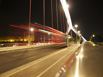 éjszaka, építészet, fények, városi, világítás, forgalom, híd - ember által létrehozott építmény