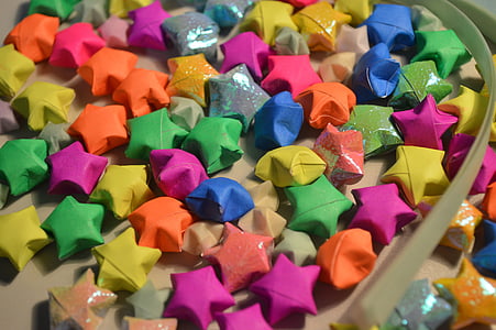 origami, stars, paperstrips, multi colored, large group of objects, variation, indoors