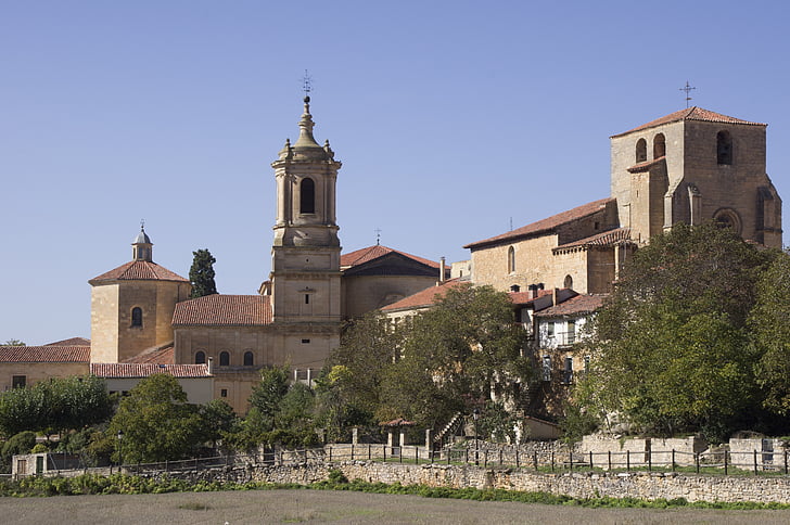 Santo domingo de silos, kloster, Burgos, benediktinermunkar, romansk cloister
