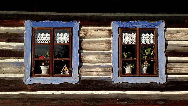 voivodia de Silésia e wygiełzów, Polônia, Museu ao ar livre, casa de campo, Malopolska, a janela