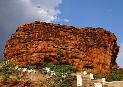 Sandstein, rot, Badami, Monolith, erodiert, Erosion, Felsen