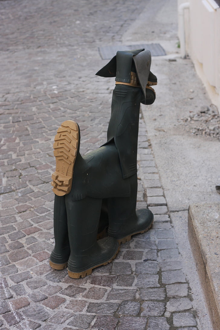 dog, wellingtons, gum boots, craft, quirky, funky, interesting