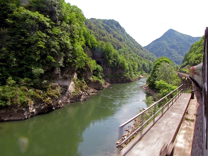 Zug, Fluss, Slowenien, Reisen, Wasser, Natur, Brücke