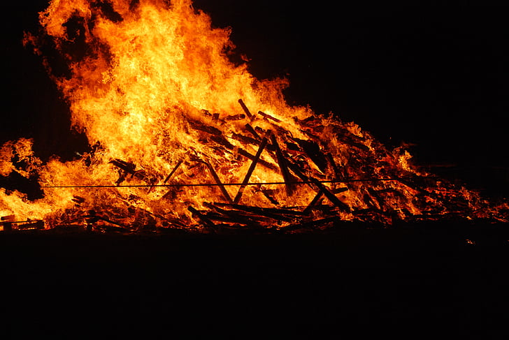 funeral pyre, fire, may fire, flame, heat, burn, holzstapel