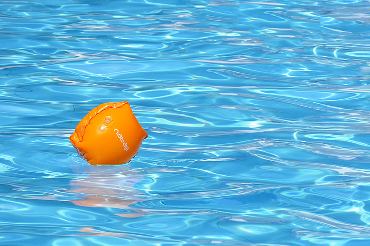 l'aigua, màniga, contrasten, l'estiu, blau, piscina, mullat