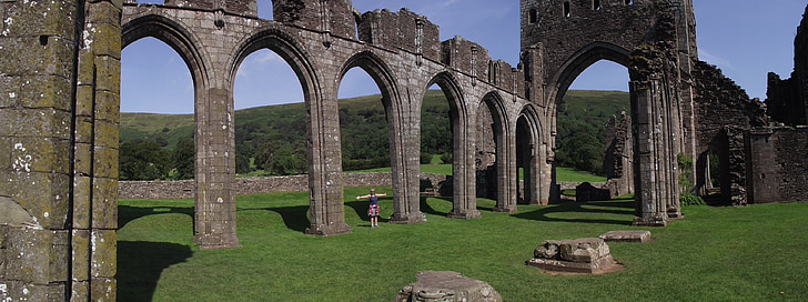 llanthony priory, Golden valley, Black mountains, ruinerne