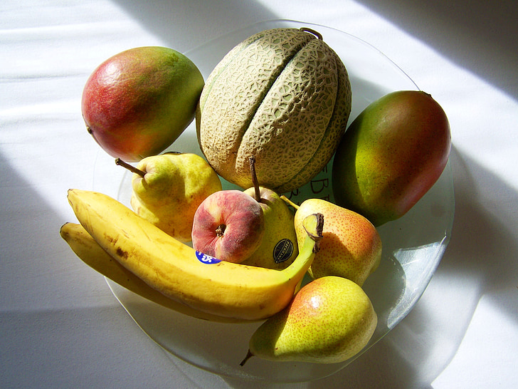vaisių dubuo, šviesos šešėlis, skanus vaisiai