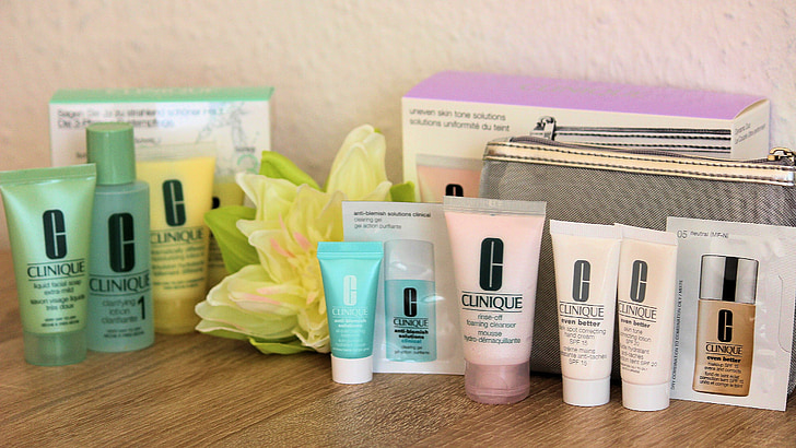 Kozmetika-parfemi-higijena - Page 2 Cream-cosmetics-tubes-make-up-preview