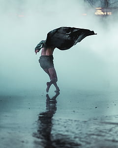 хора, мъж, тичам, дъжд, мъгла, вода, на открито