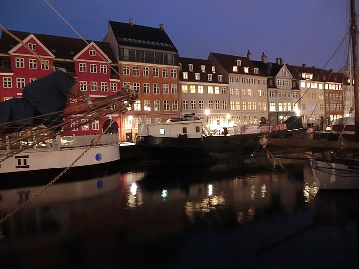 Copenhaga, Dinamarca, Barcos, navios à vela, Porto, Nyhavn, reflexão