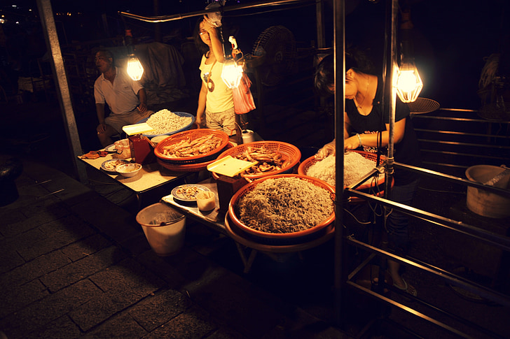 Тайван, улични търговци, характер, храна, топлина - температура, огън - природен феномен